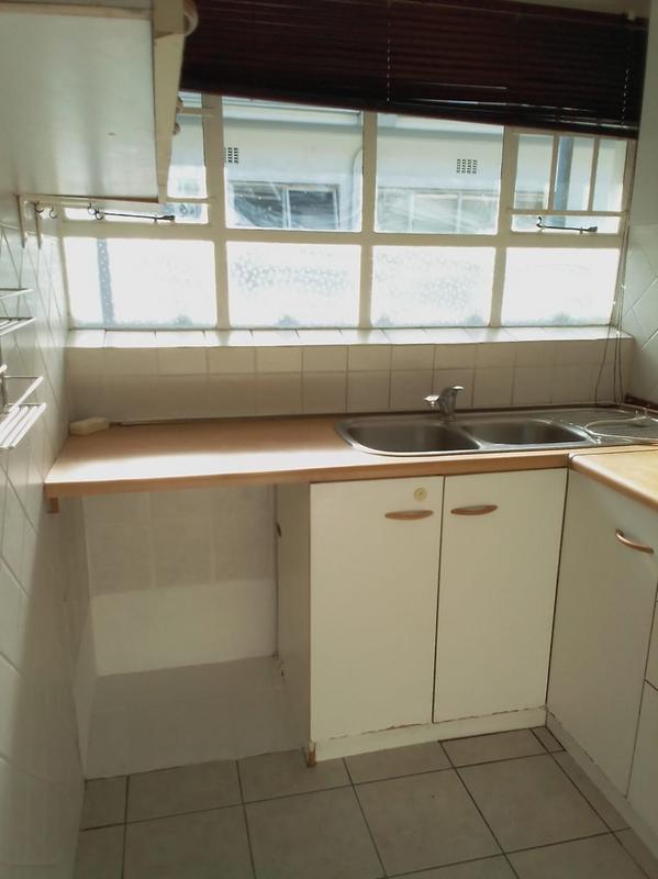 To Let 2 Bedroom Property for Rent in Kenilworth Western Cape